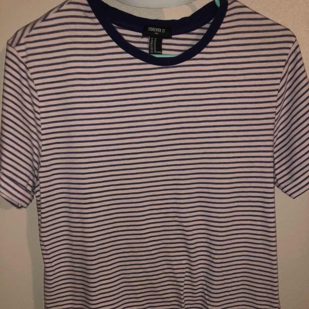 Navy striped t shirt